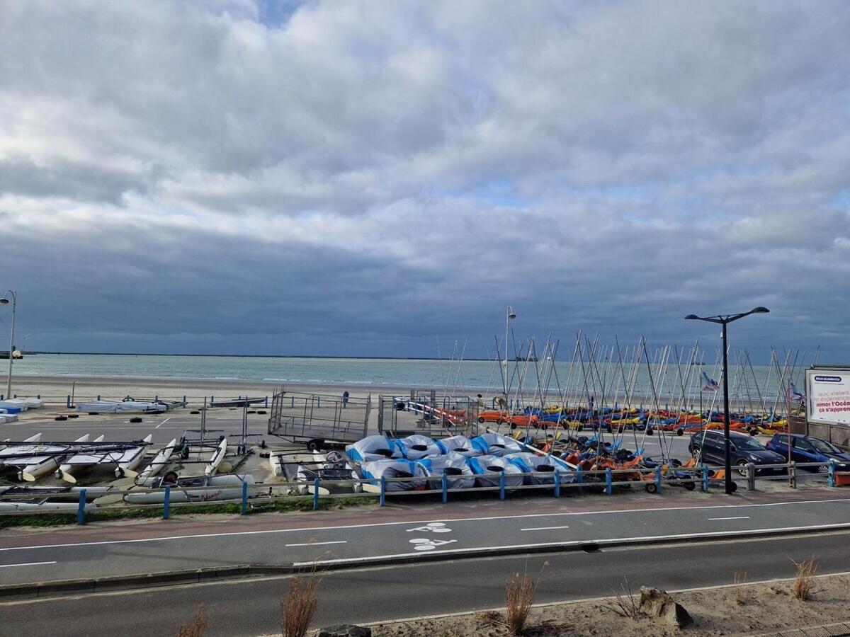Descente A La Mer Boulogne-sur-Mer Room photo